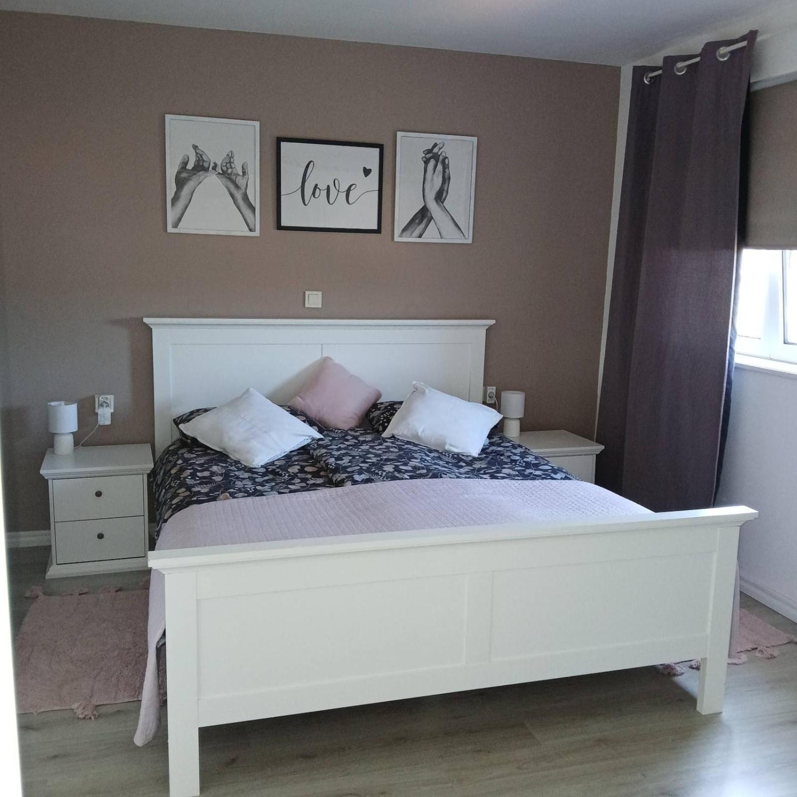 Riviera Rooms And Apartments Palit Exterior foto
