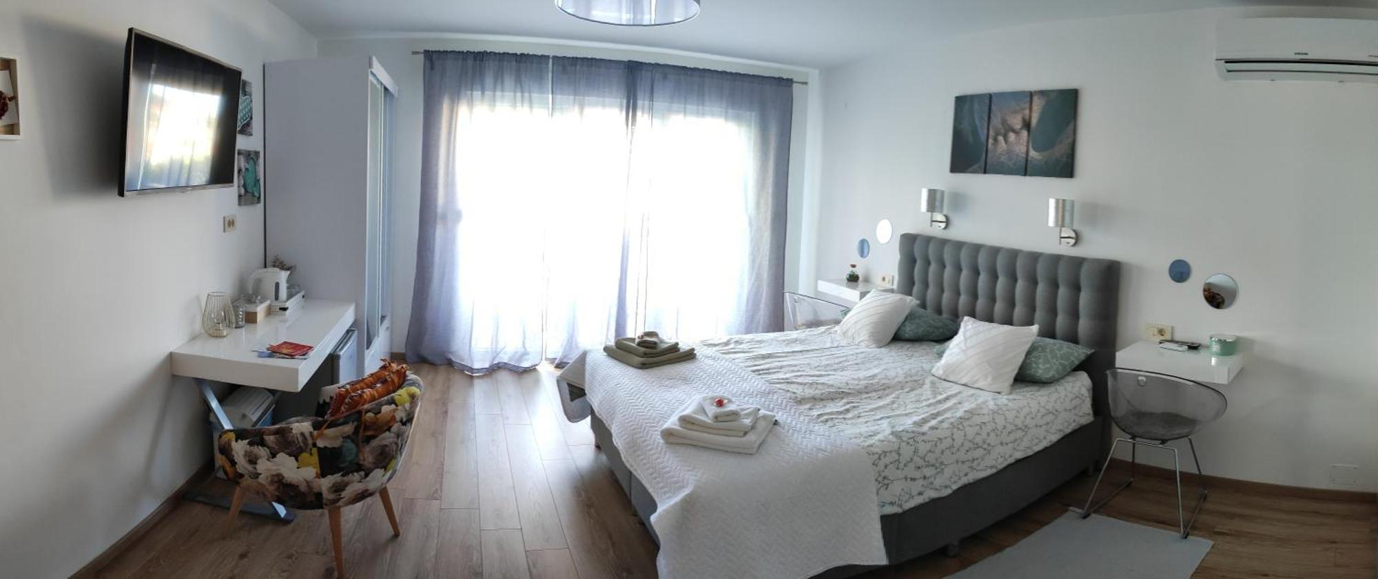 Riviera Rooms And Apartments Palit Exterior foto